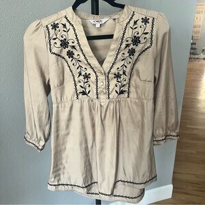 Roper Tan Tunic Blouse with Black Floral Embroidery 3/4 Sleeve